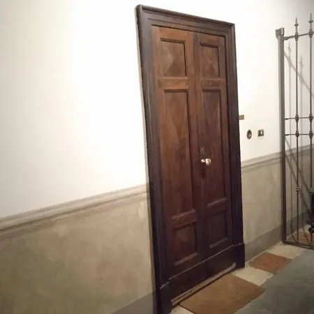 Crisopoli In Pieno Centro A Parma