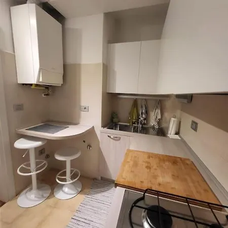 Crisopoli In Pieno Centro A Apartment Parma